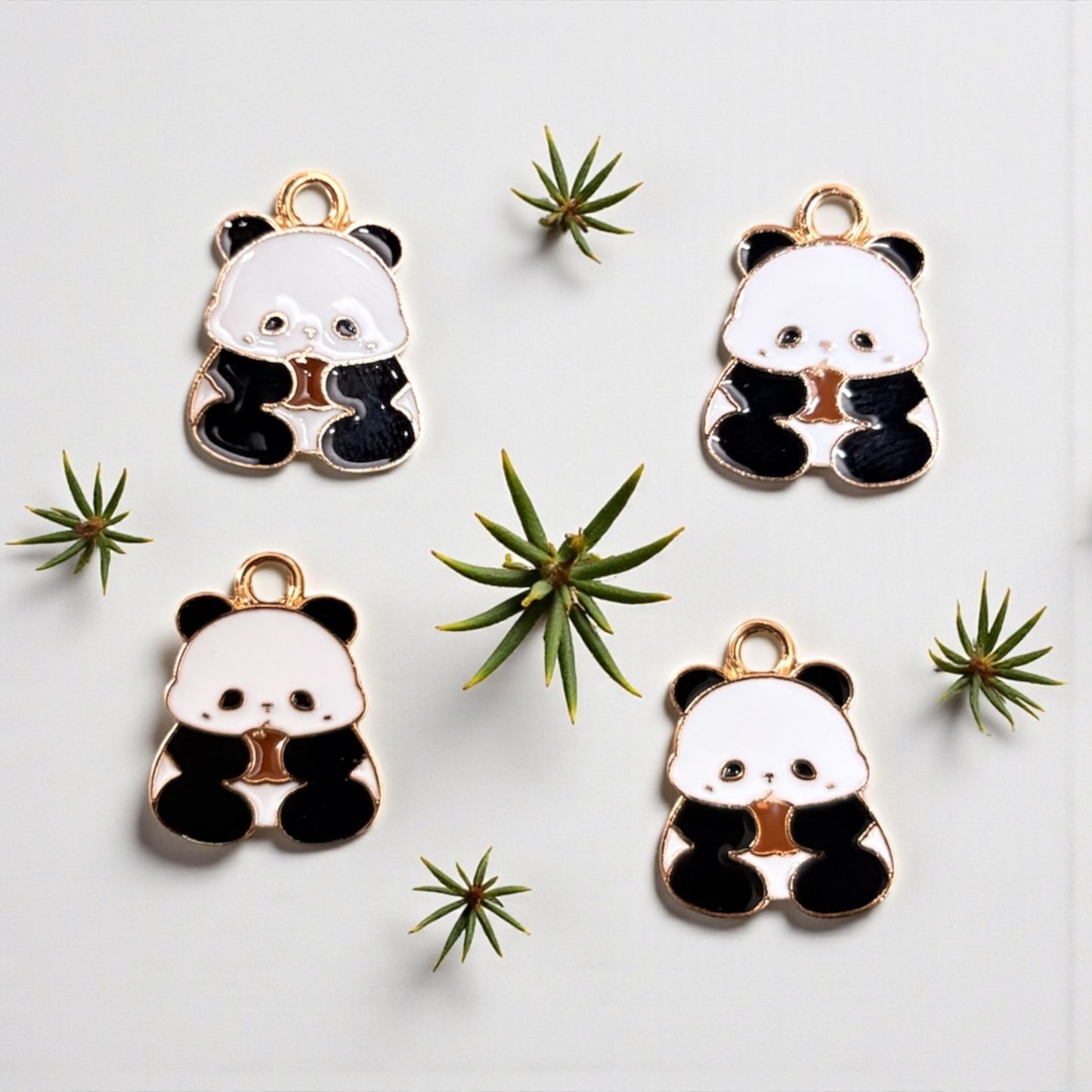 Sitting Panda Charms 1PC - Type 2