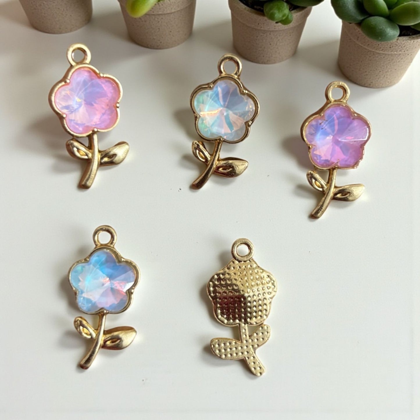 Gold Luxury Flower with Stone Charm (Mixed 1 Pc)