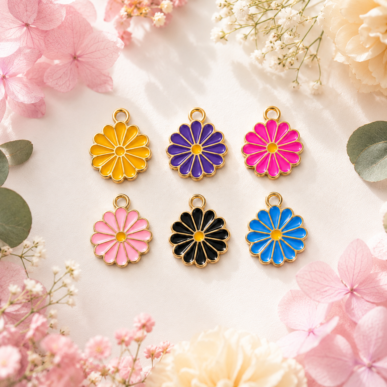 Small Daisy Flower Charms