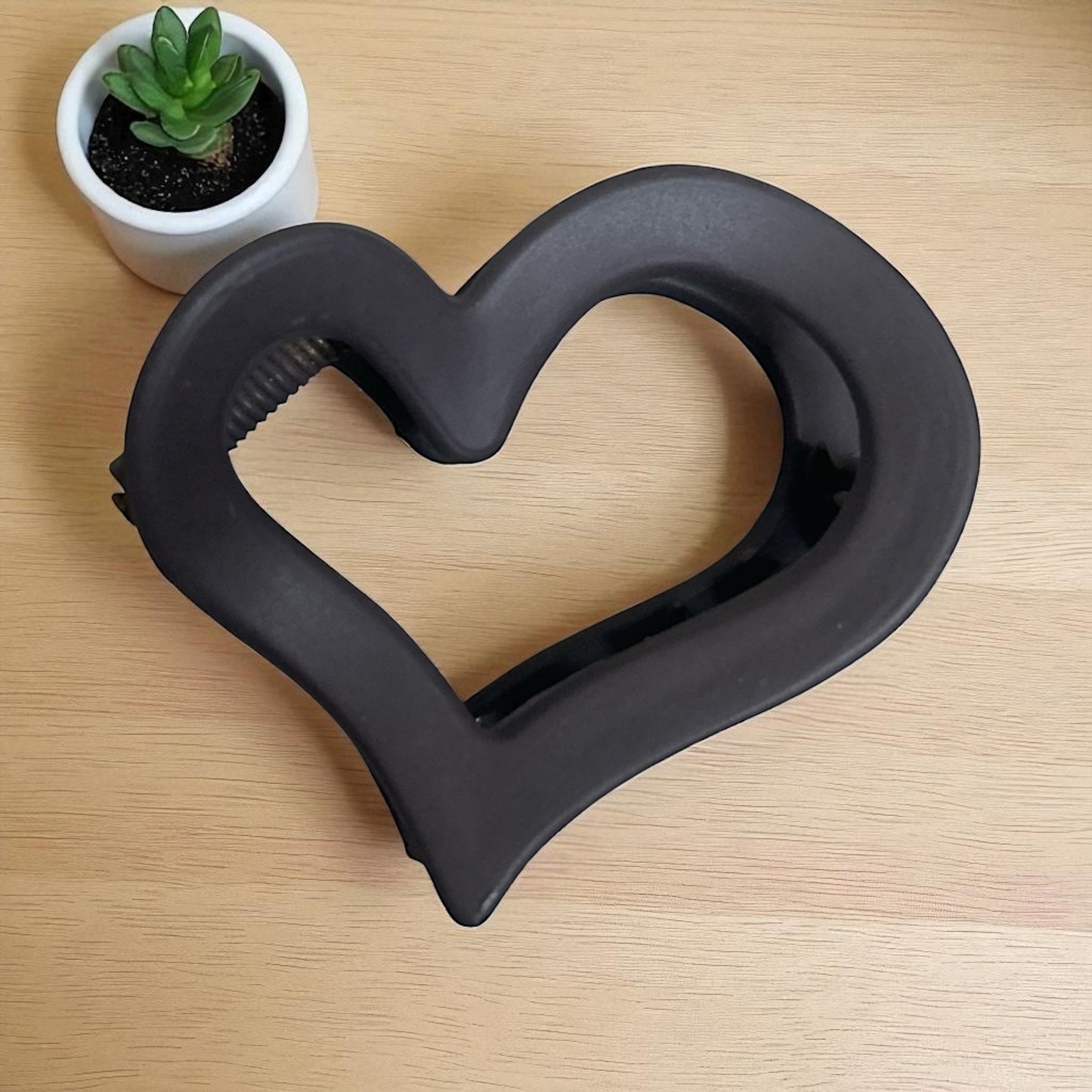 Heart Shape Hair Claw Clip Stylish Hair Clutchers for Women (1PC)