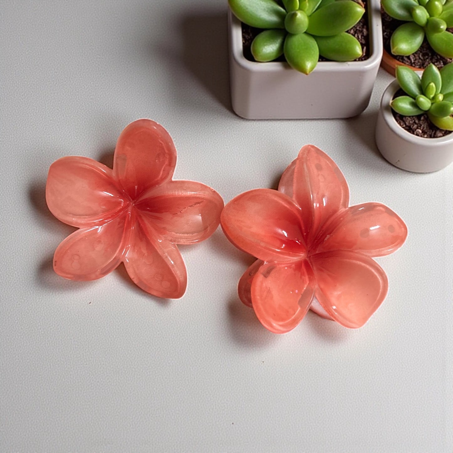 Large Flower Hair Claw Clips for Women (1 Pc)