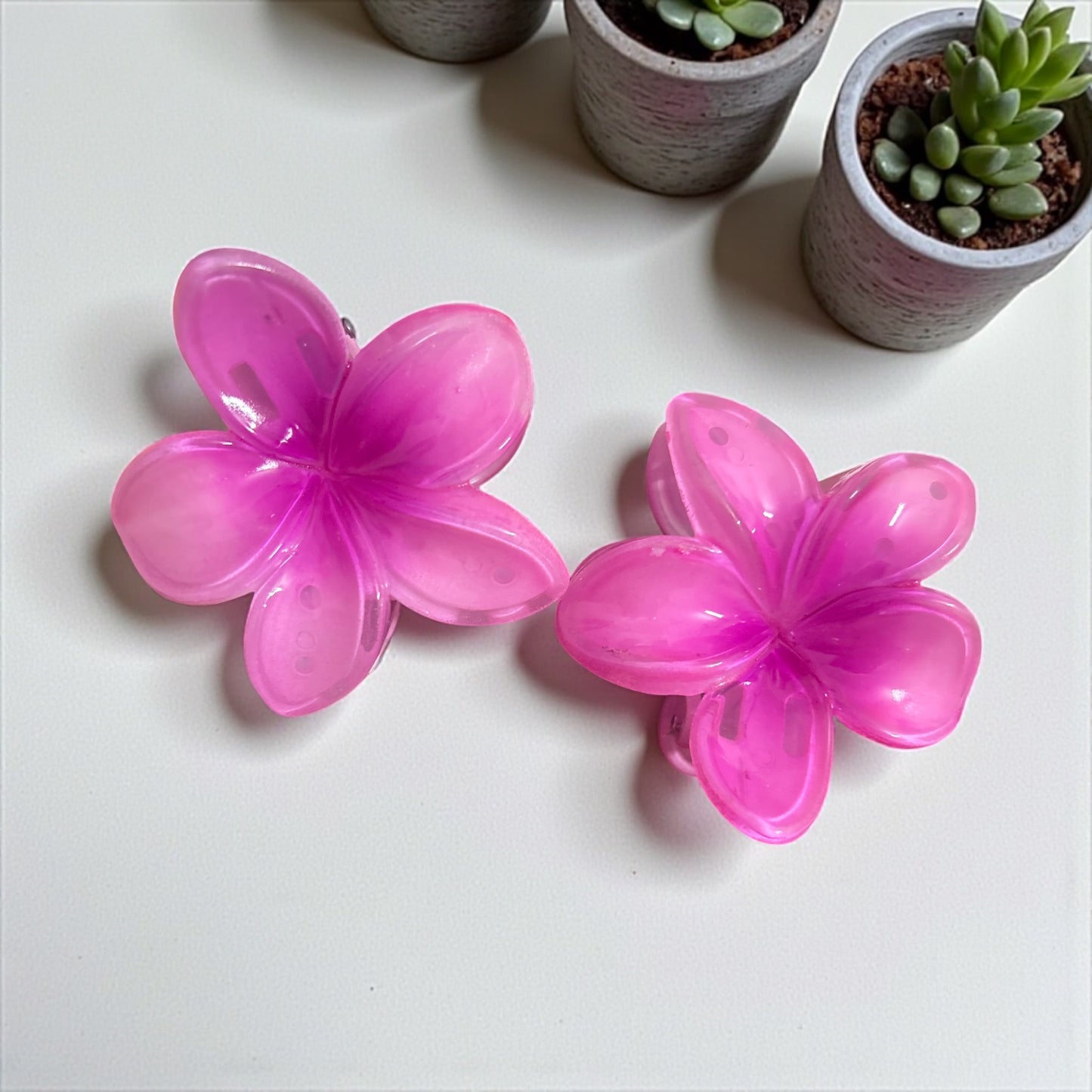 Large Flower Hair Claw Clips for Women (1 Pc)