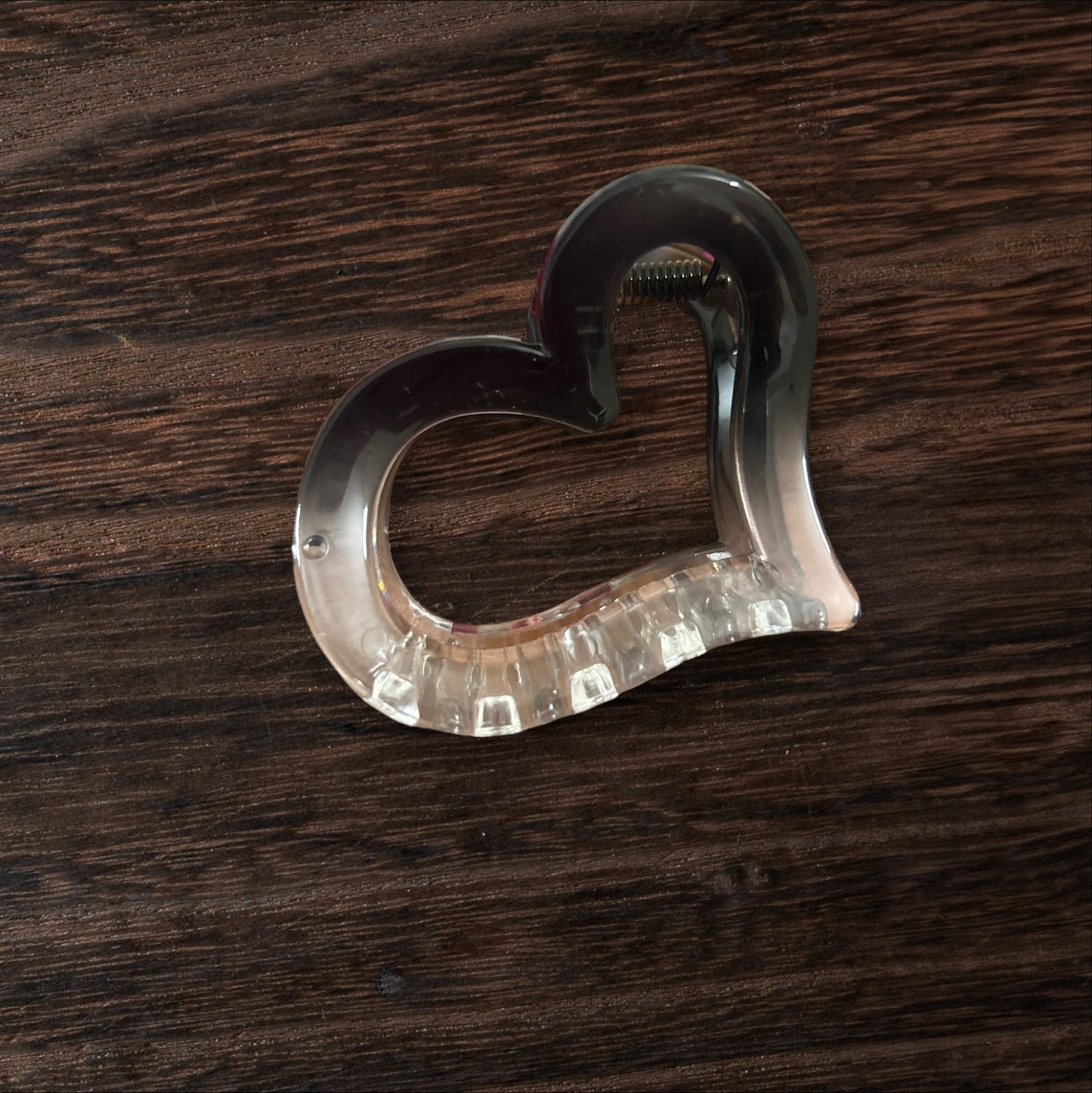 Transparent Korean Heart Claw Clips for Women (1 Pc) - Large