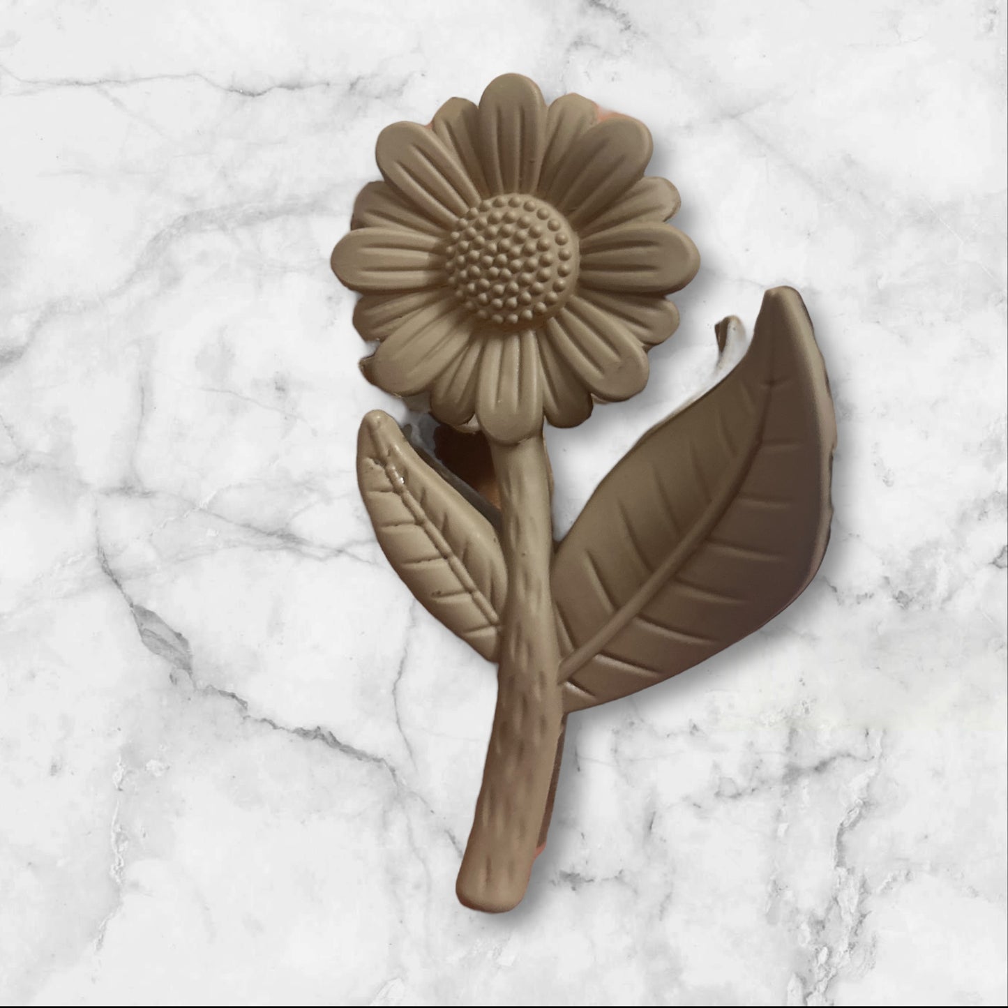 Matte Finish Sun Flower Hair Claw Clips for Women (1 Pc)
