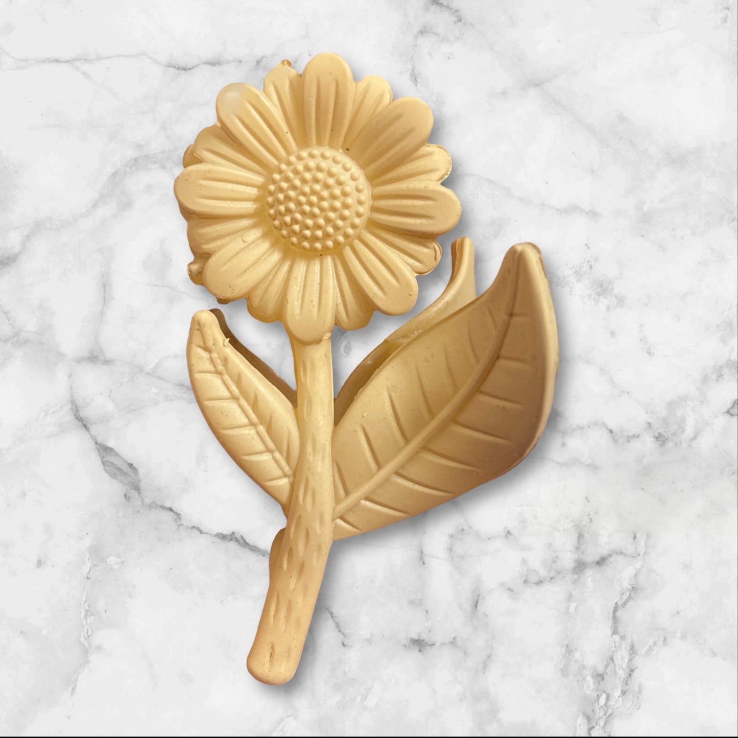 Matte Finish Sun Flower Hair Claw Clips for Women (1 Pc)