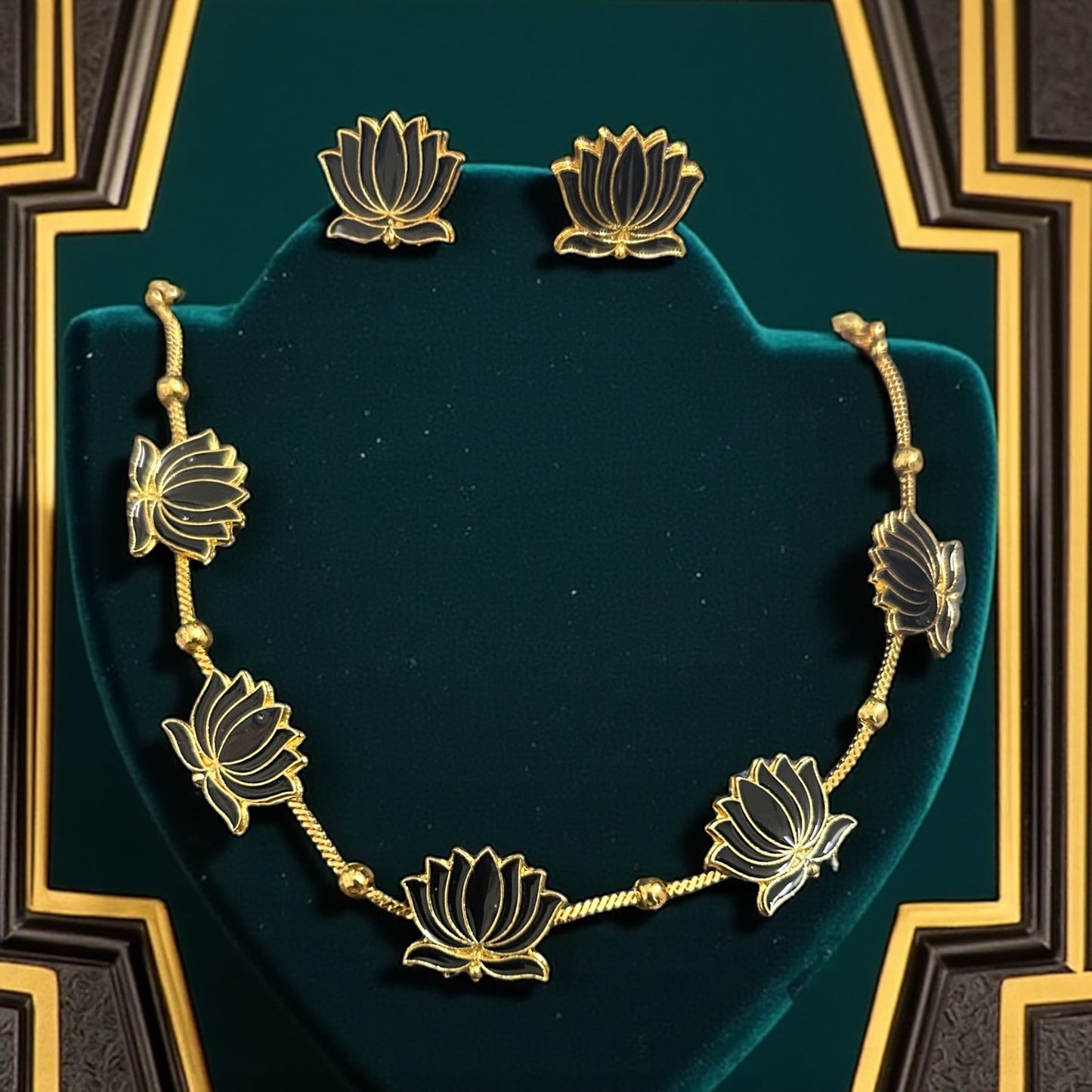 Lotus Necklace and Earring Set (Type 1)