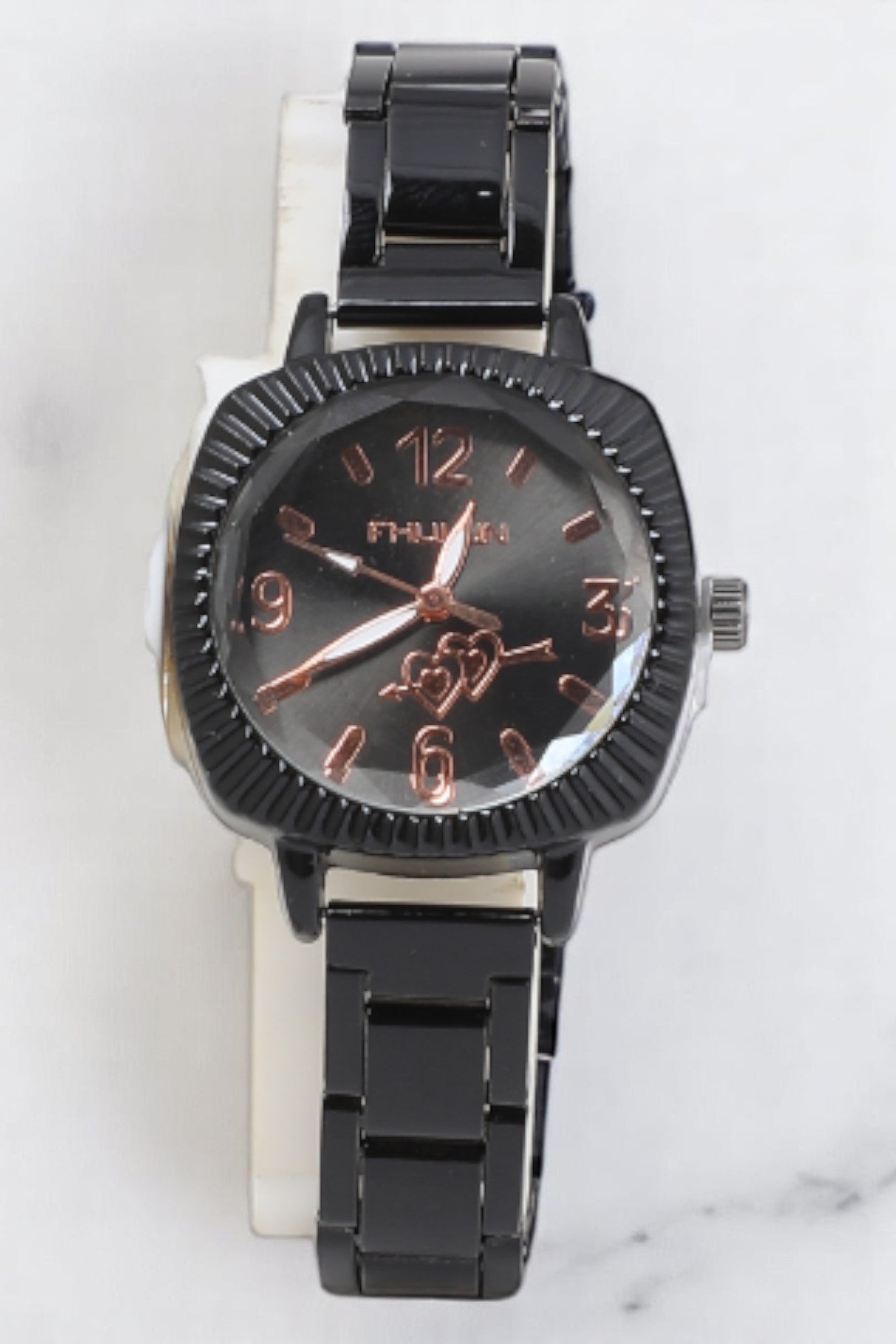 Stylish Heart Printed Analog Chain Watch - Black