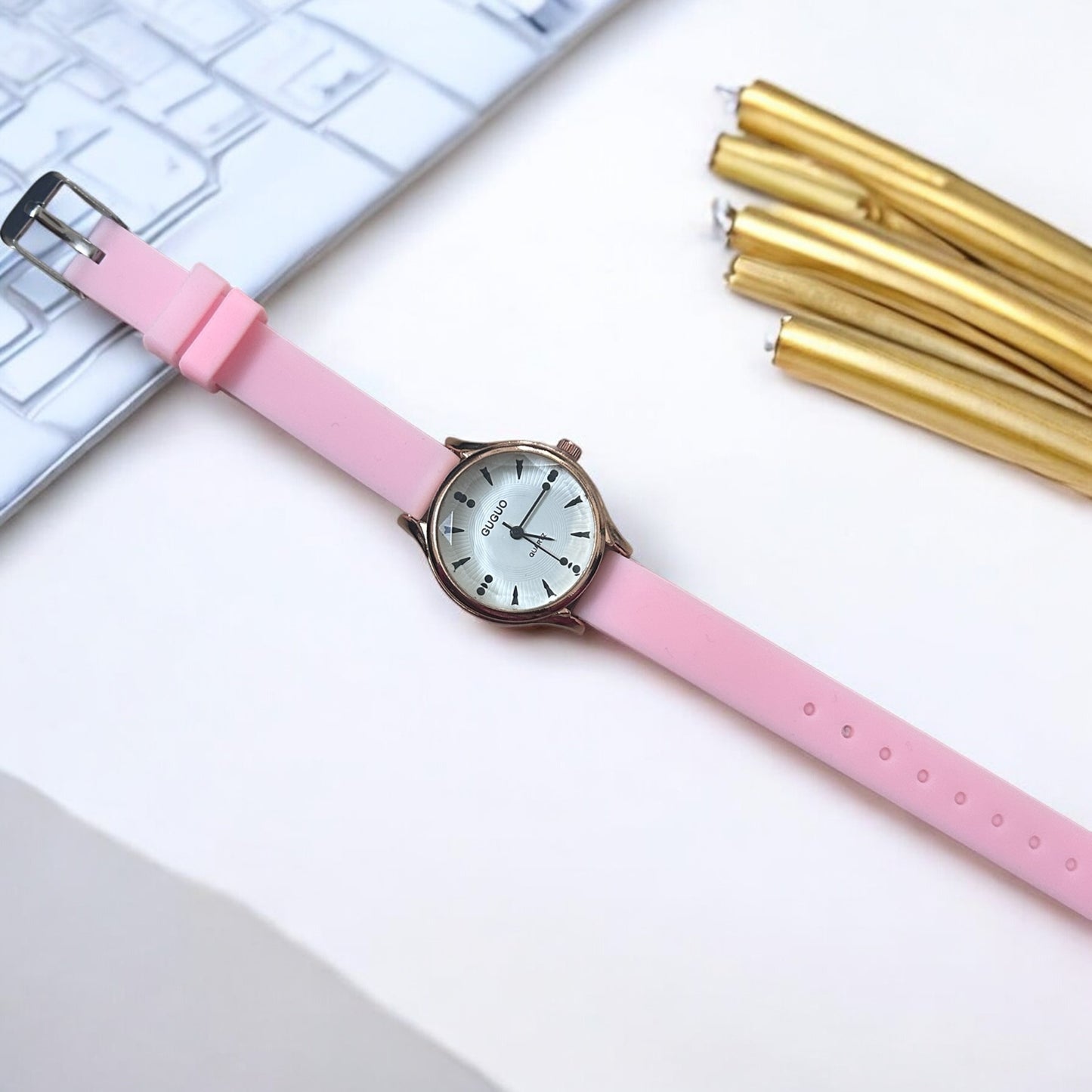 GUGUO Classic Analog Watch for Women Design #8