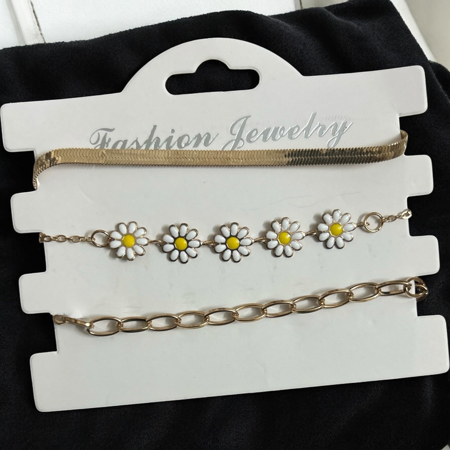 Gold Plated Adjustable Daisy Flower Fancy Bracelet