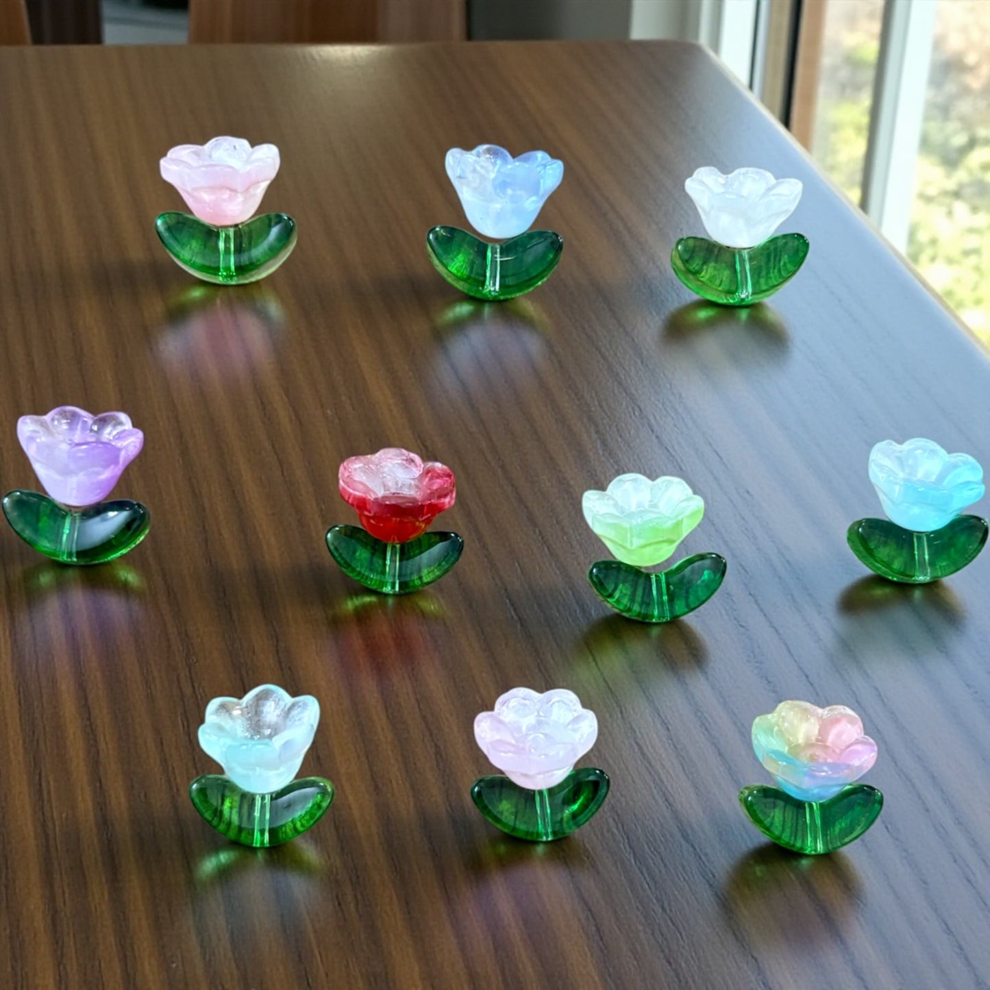 Premium Tulip Buds with Green Leaf (1 Pair)