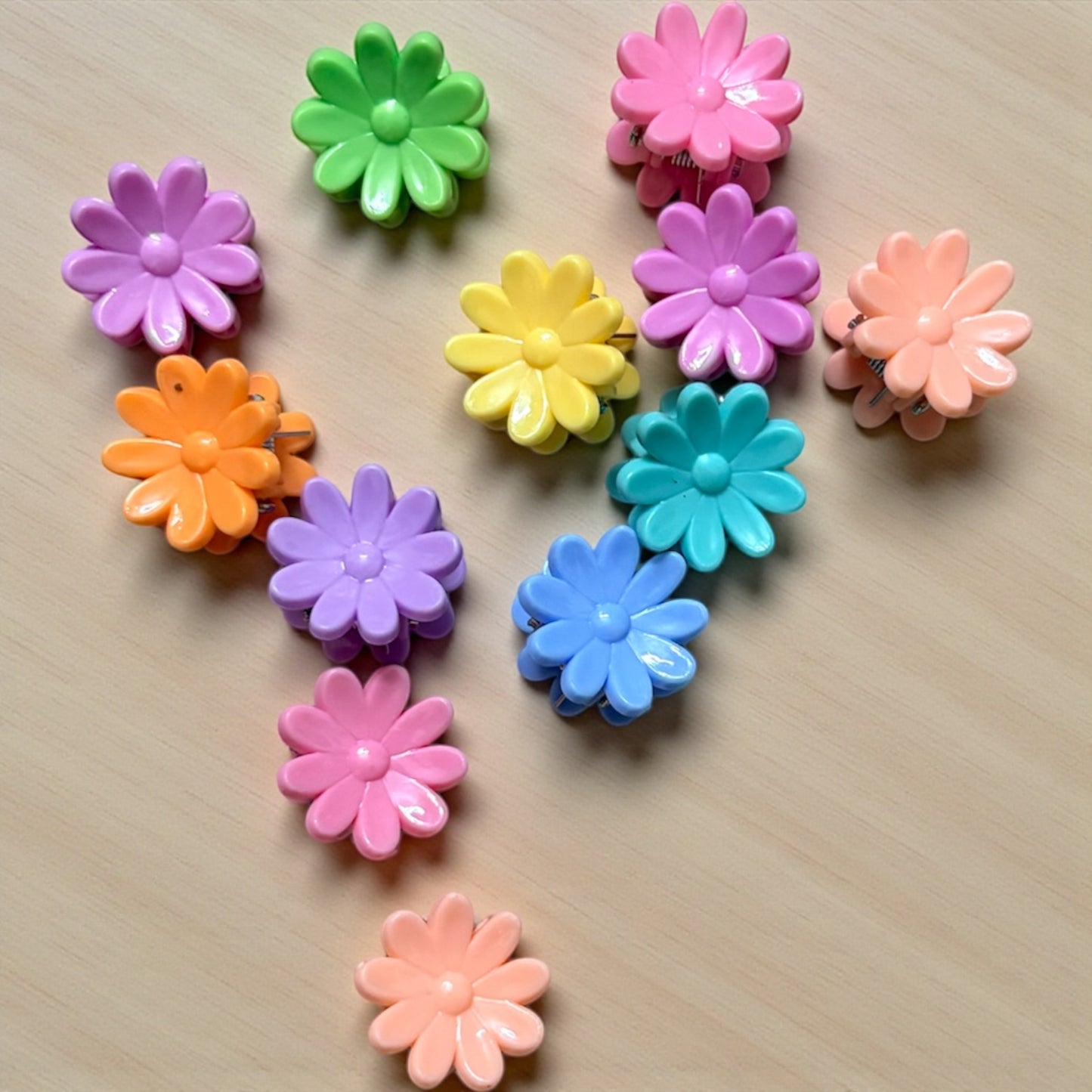 Multicolor Kids Hair Clips Small (Pack of 12 Pcs) JHKC100106