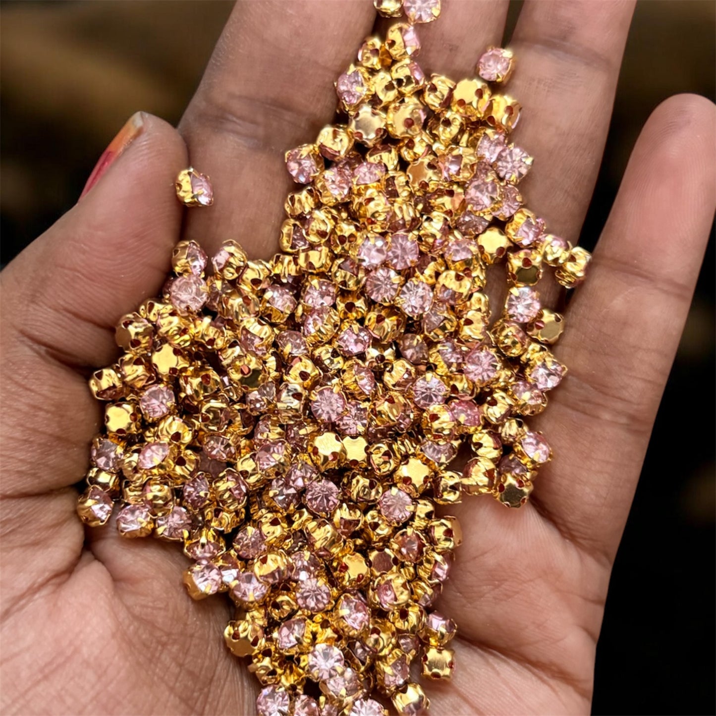 Clipstone 4mm for Jewellery Making (5 grams)