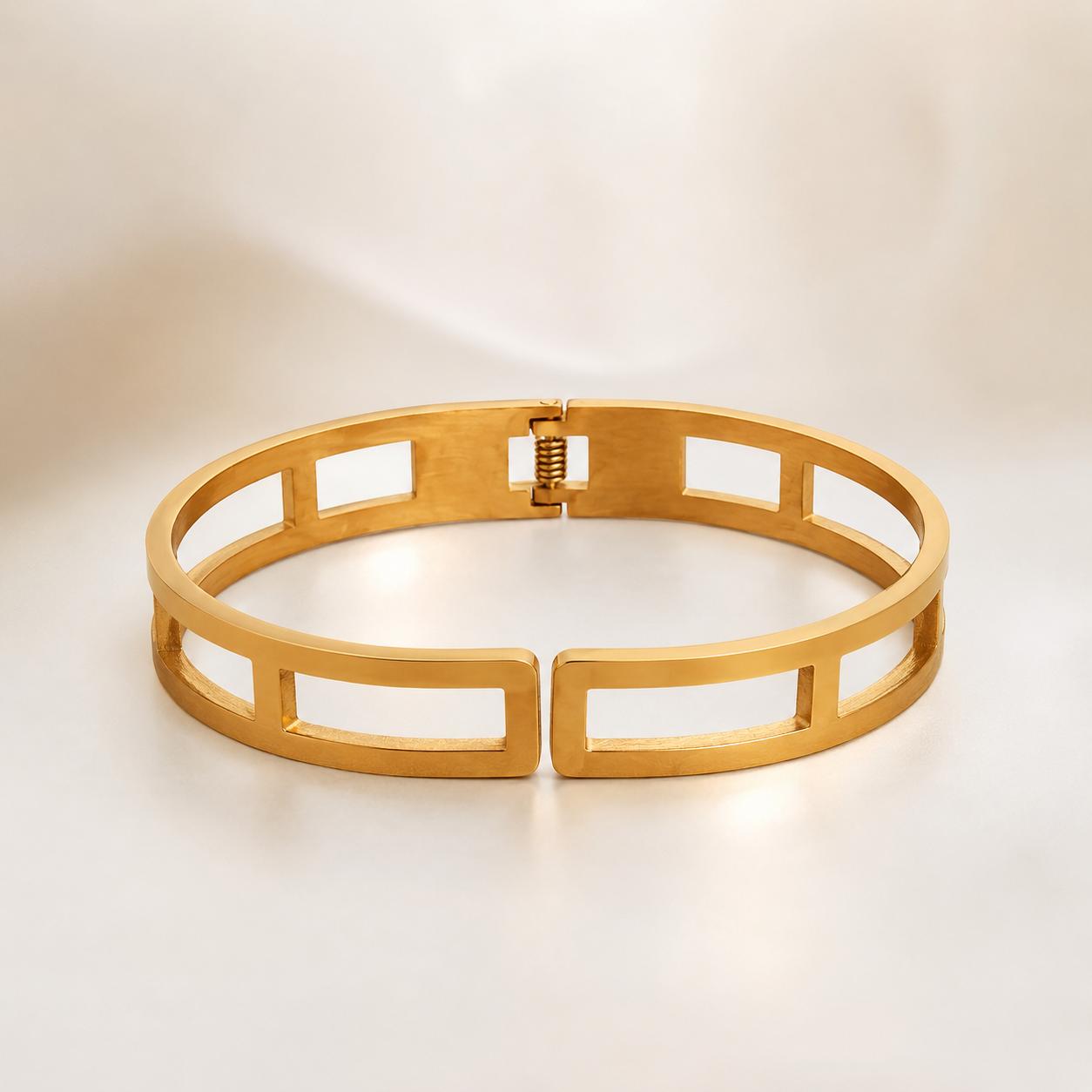 Luxury Anti Tarnish Bangle Bracelet - ATB55
