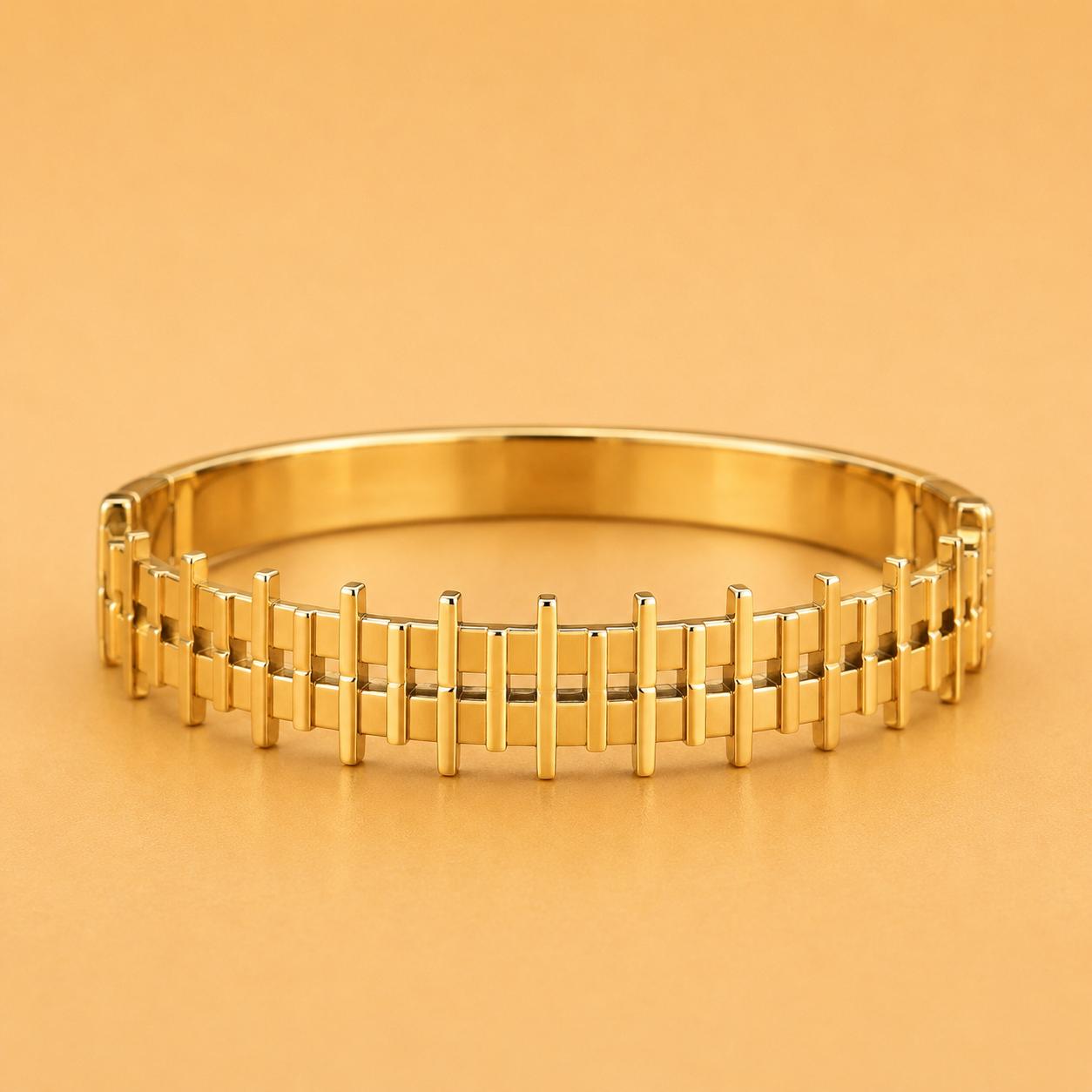 Luxury Anti Tarnish Bangle Bracelet - ATB78
