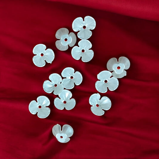 Acrylic Three Petals Daisy Flower (10 gms) Pearl Jewelry Making, Bracelet, Necklace, Earrings, DIY Accessories