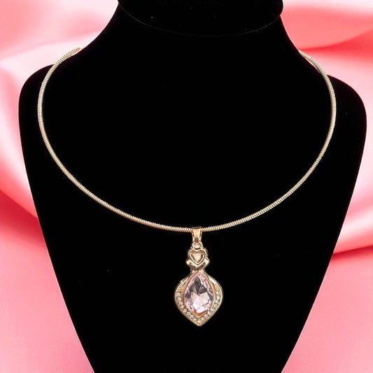 Elegant Rose Gold Wire Chain Necklace with Luxury Hear Pink Stone Pendant