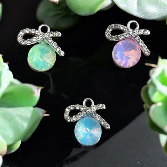Luxury Trending Bow Stone Charms (Mixed 1pc)