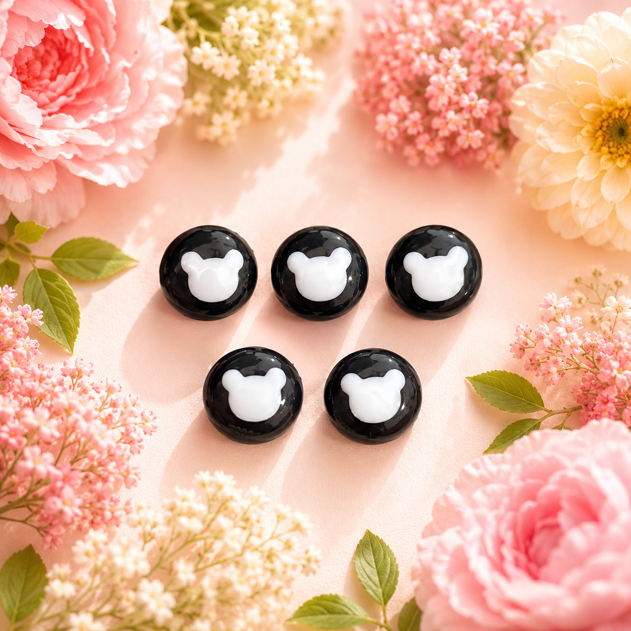 Acrylic Black Teddy Head Beads (10gms)