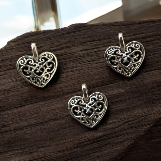 Vintage Filigree Hollow Antique Heart Charm (Pack of 2)