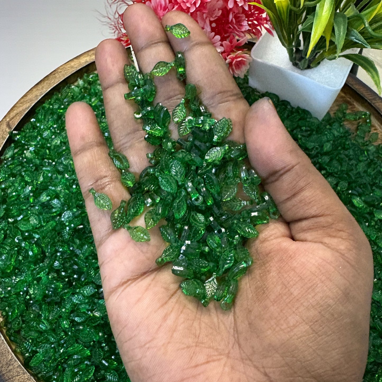 Acrylic Transparent Small Dark Green Leaf (Pack of 10gms)