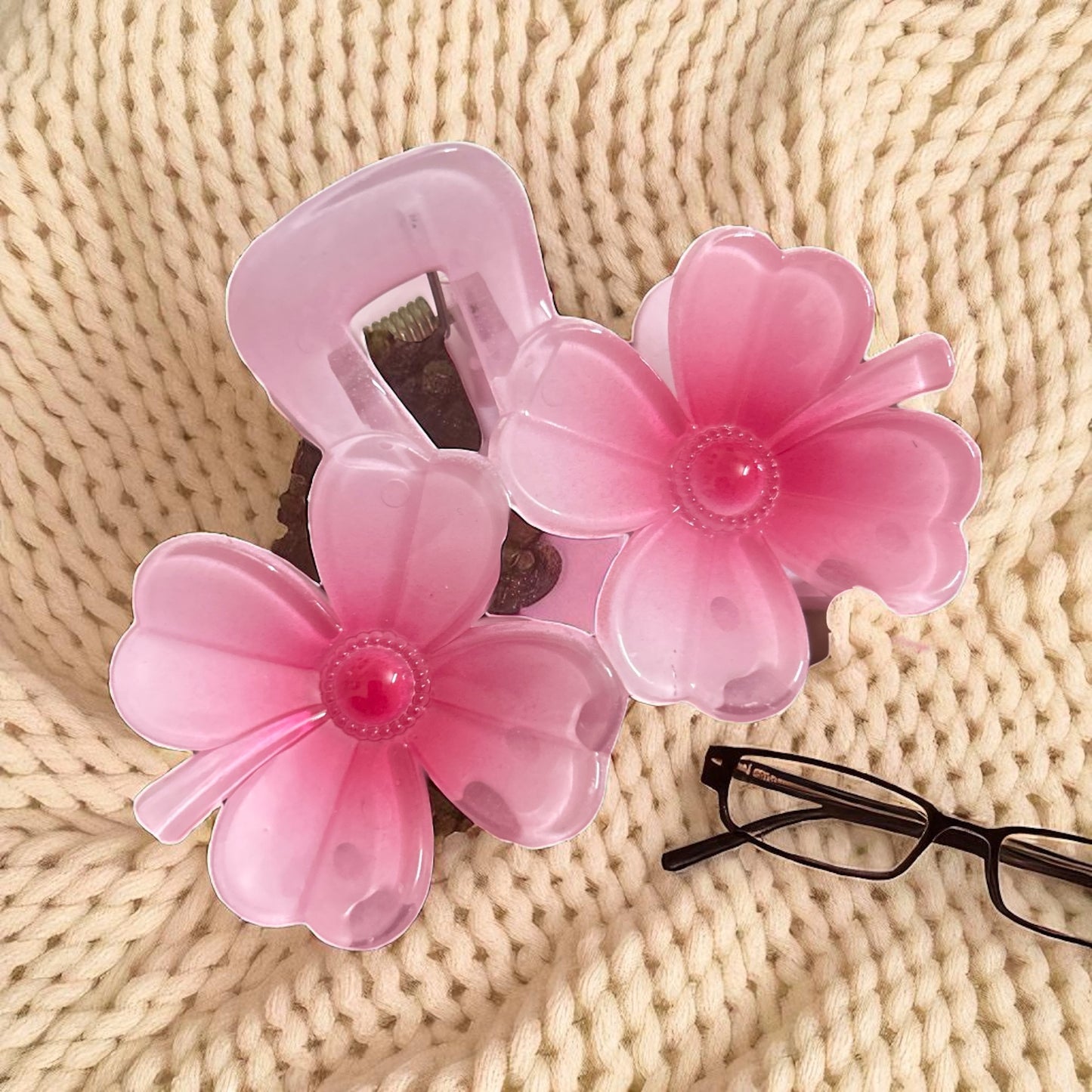 Four Petals Flower Hair Claw Clips for Women (1 Pc)