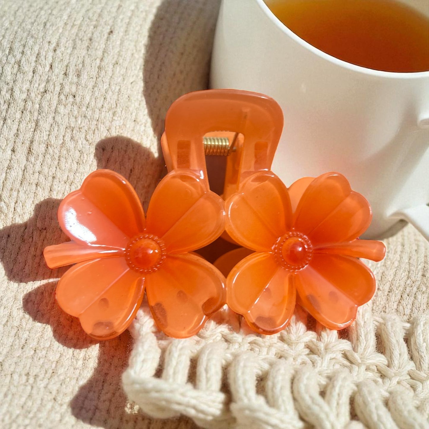 Four Petals Flower Hair Claw Clips for Women (1 Pc)