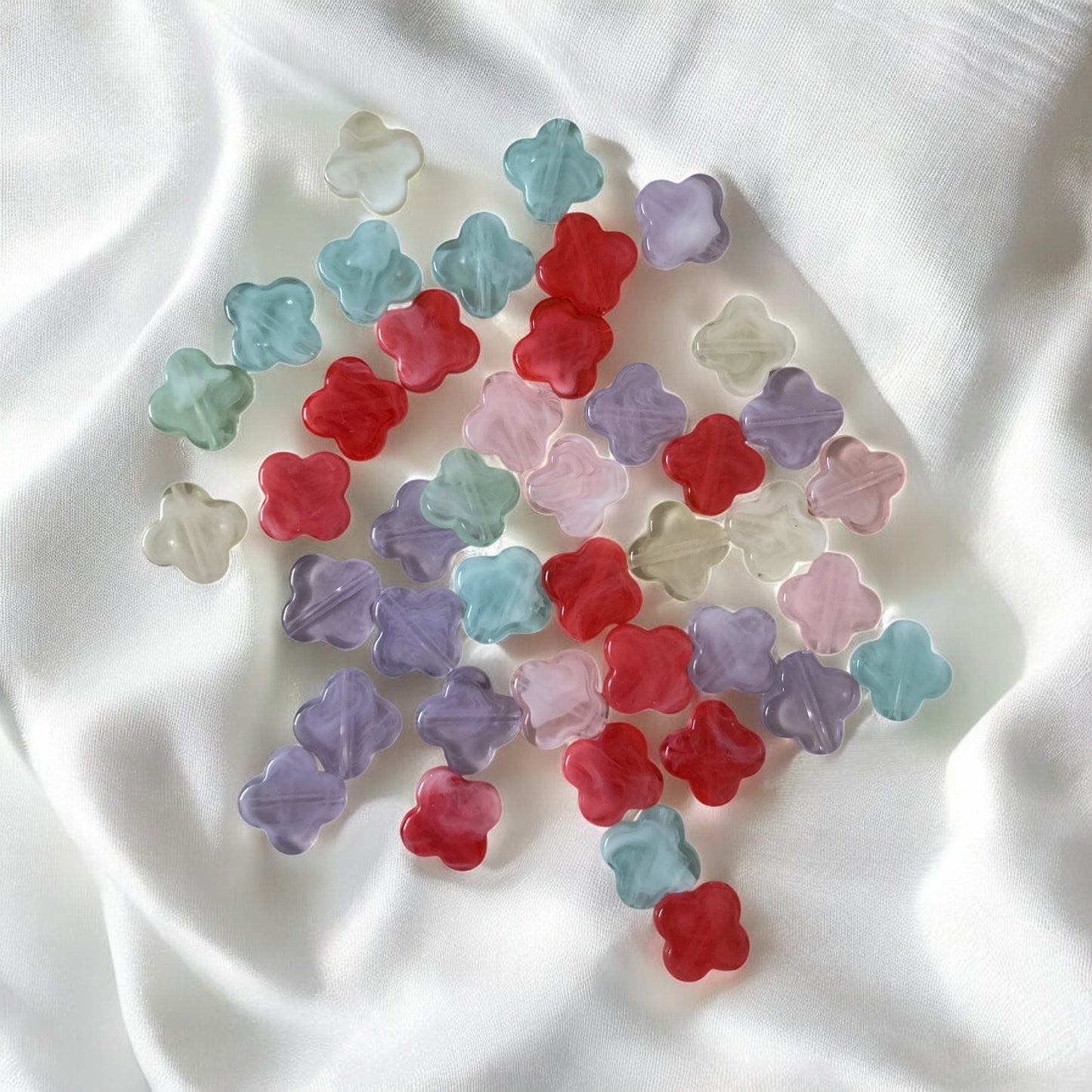 Acrylic Multicolor Clover Beads (10 gms)