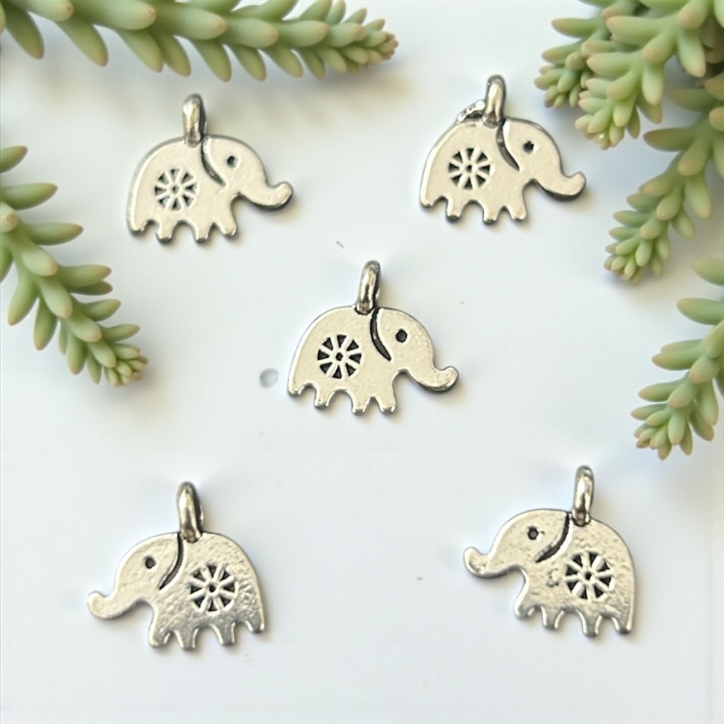 Tiny Elephant Metal Charm 3Pcs