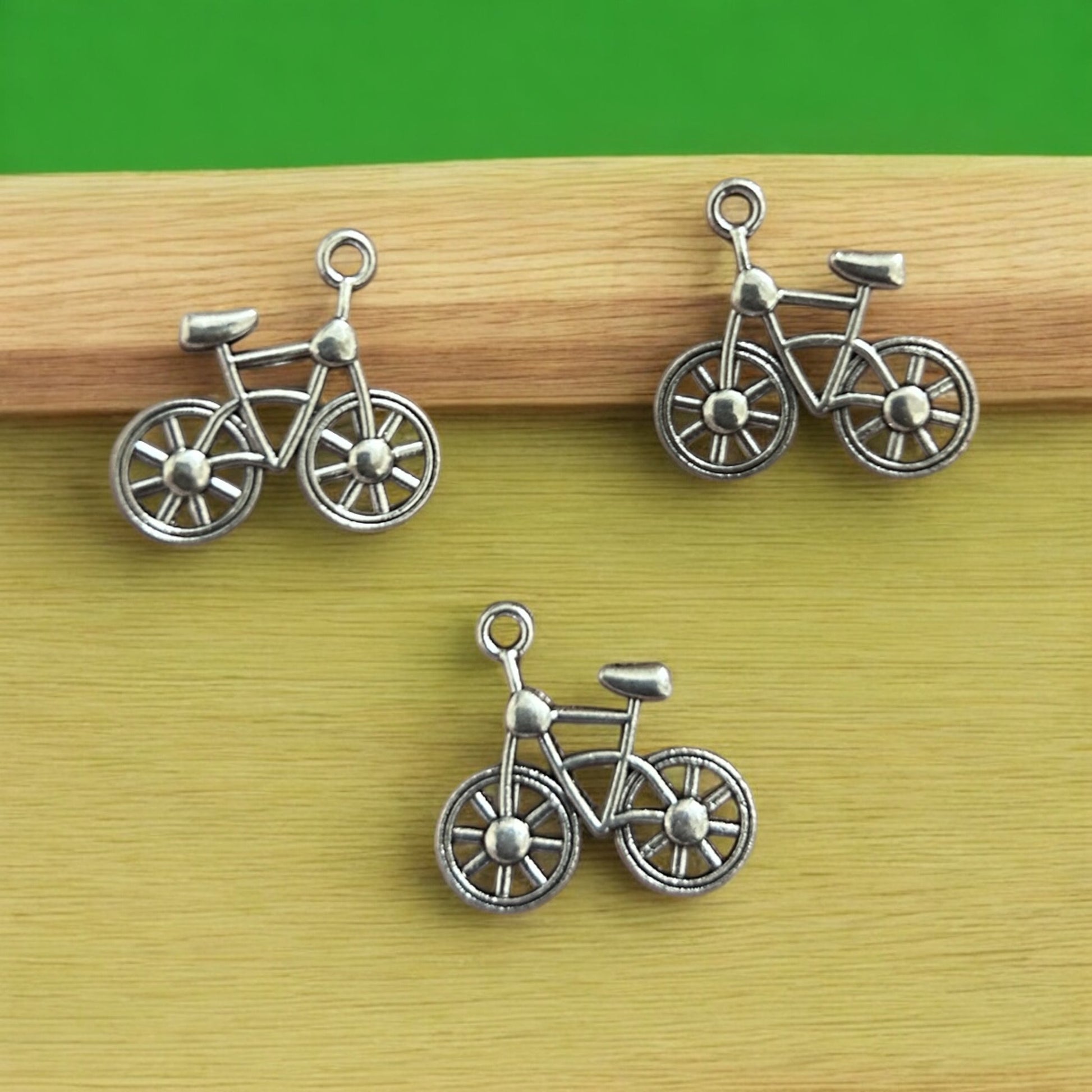 Cycle Metal Charm 2pcs