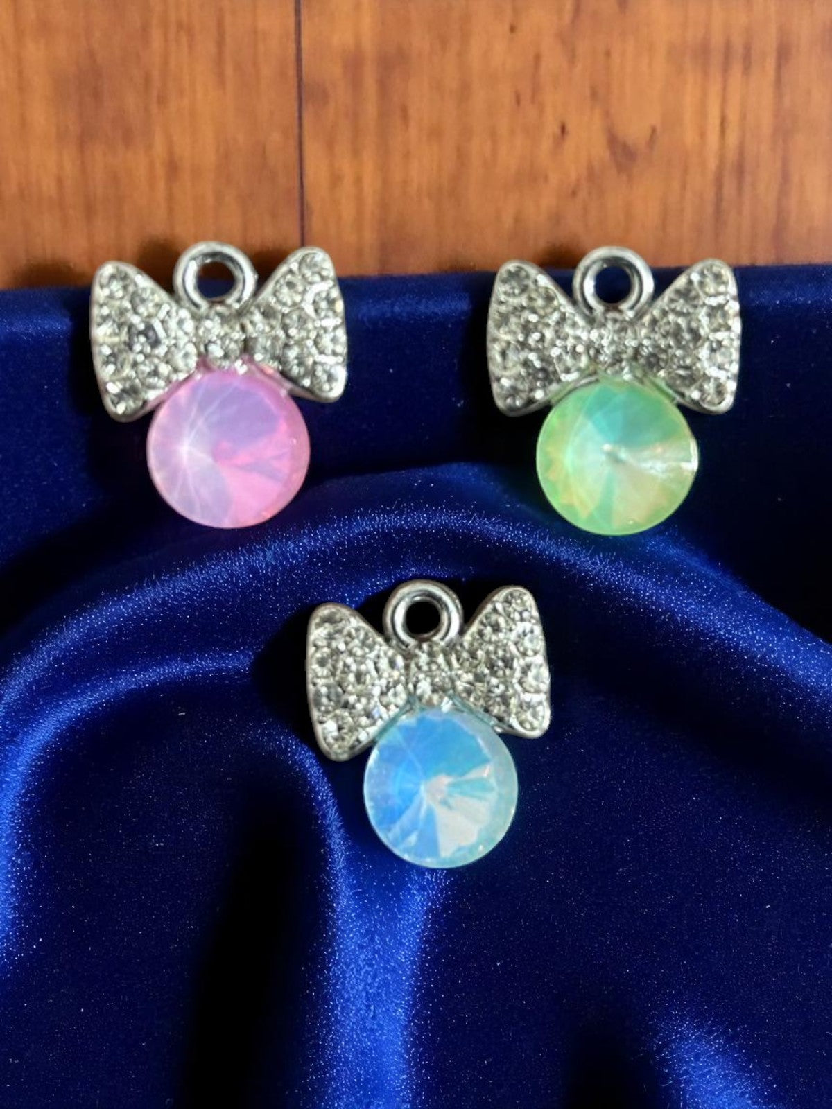Luxury Bow Stone Charms (Mixed 1pc)