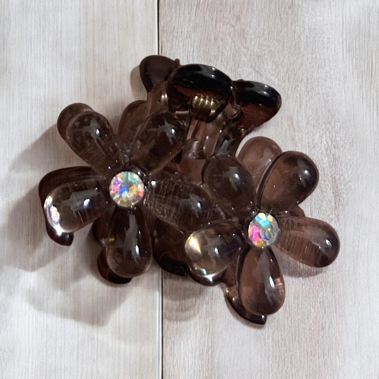 Daisy Flower Glossy Finish Hair Clips for Women - Type #2