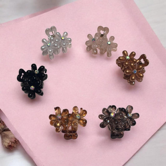 Daisy Flower Glossy Finish Hair Clips for Women - Type #2
