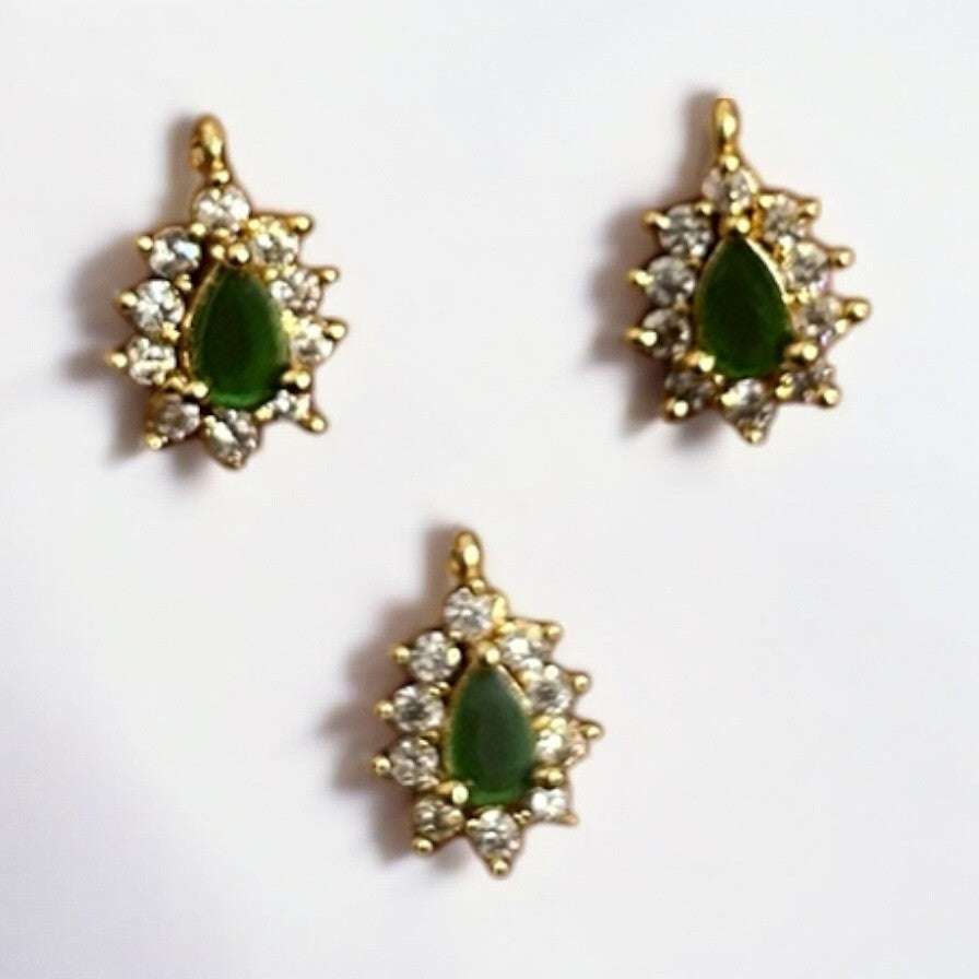 Attractive AD Stone Drop Pendant