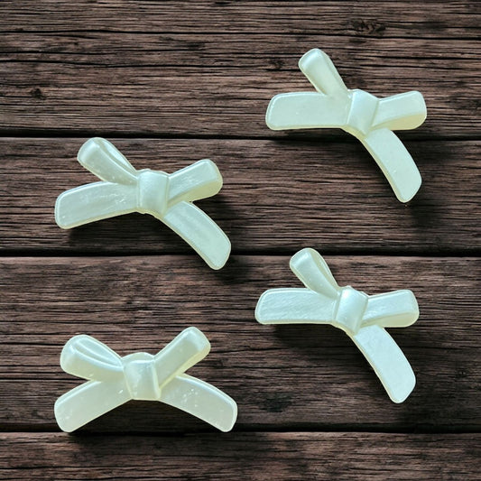 Acrylic Bow Shell Charm (Pack of 10)