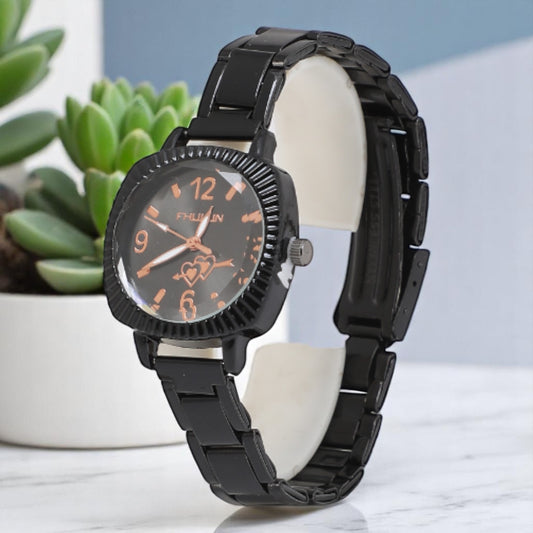 Stylish Heart Printed Analog Chain Watch - Black