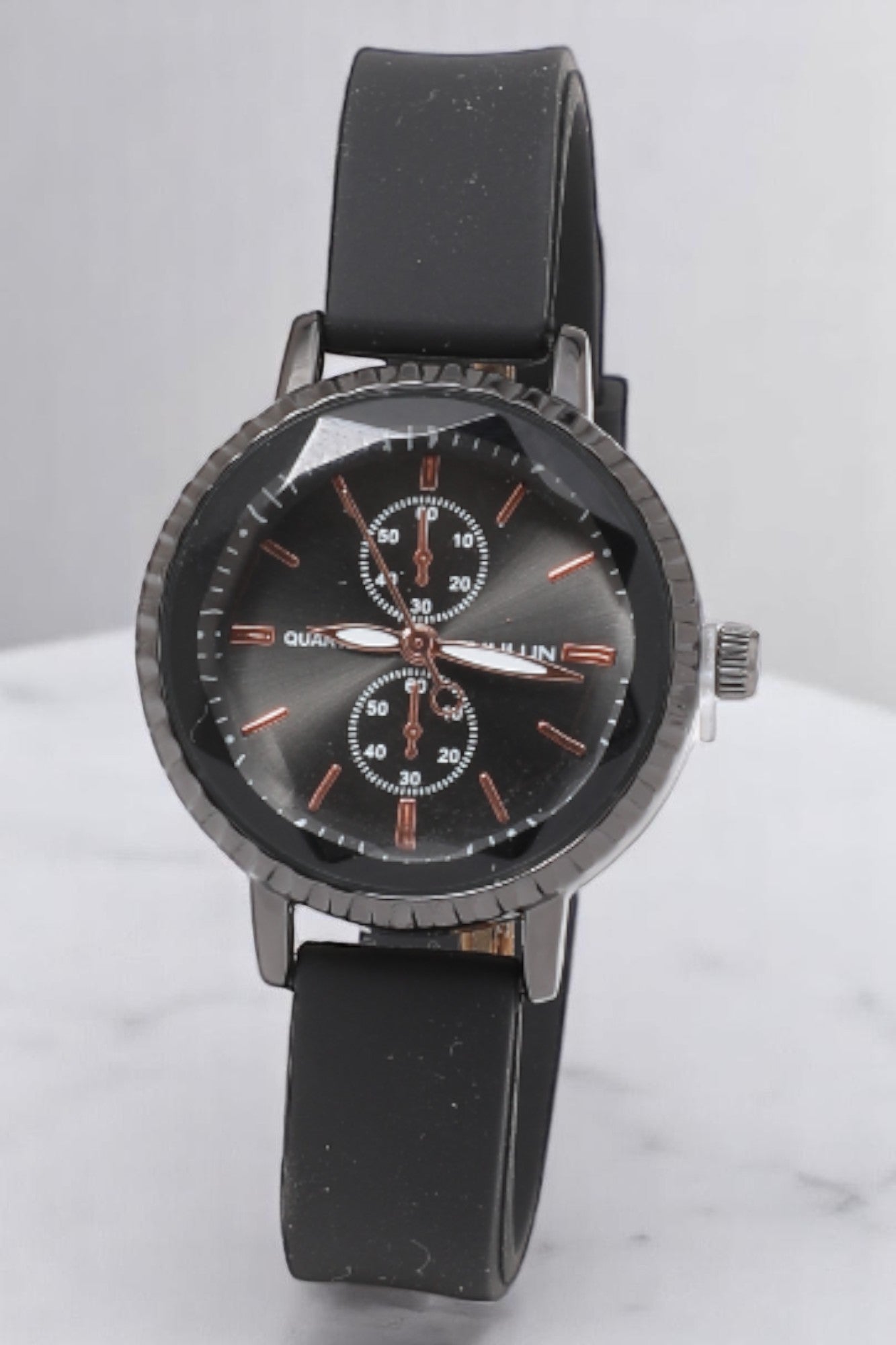 Fashionable Analog Watch for Women - Black