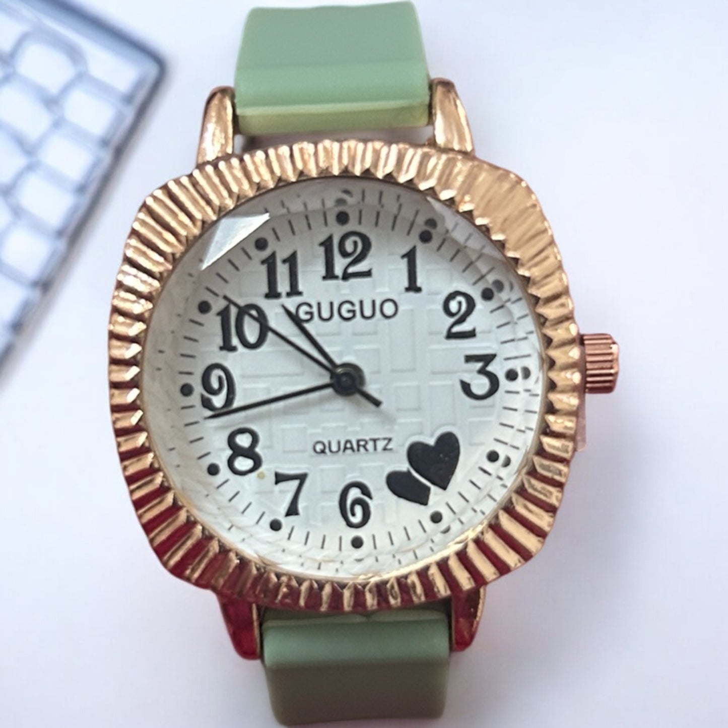 GUGUO Classic Analog Watch for Women Design #2
