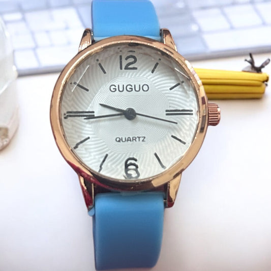 GUGUO Classic Analog Watch for Women Design #17