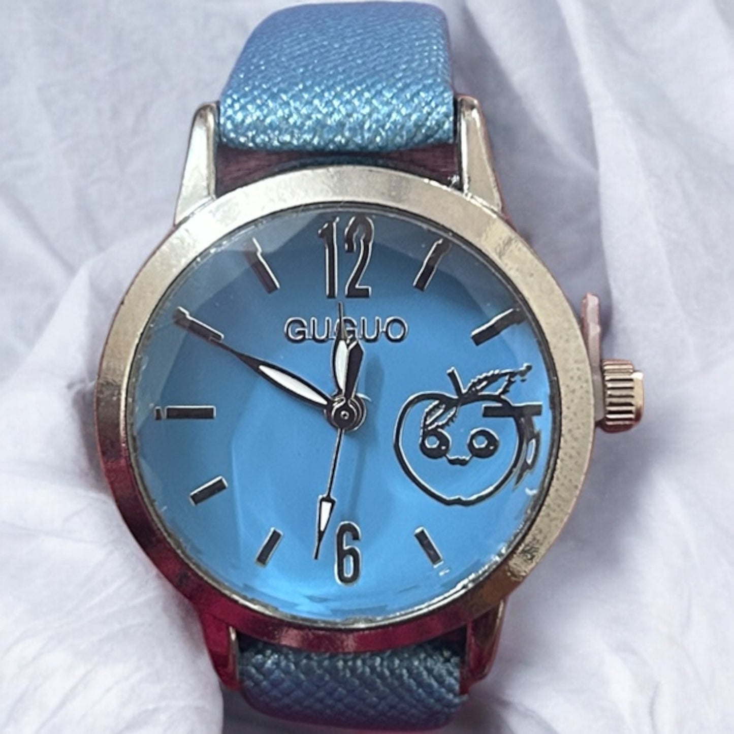 GUGUO Classic Analog Watch for Women Design #23