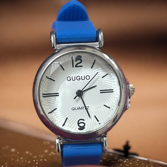GUGUO Classic Analog Watch for Women Design #24