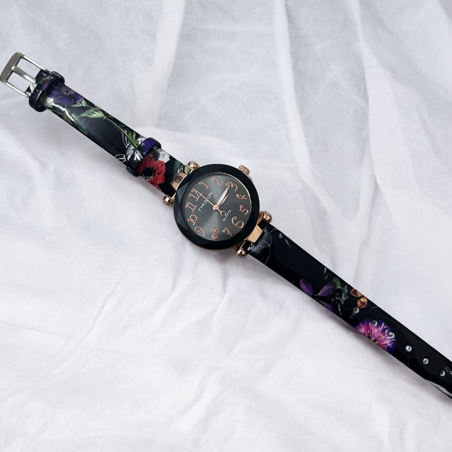 FHULUN Classic Analog Watch for Women Design #50