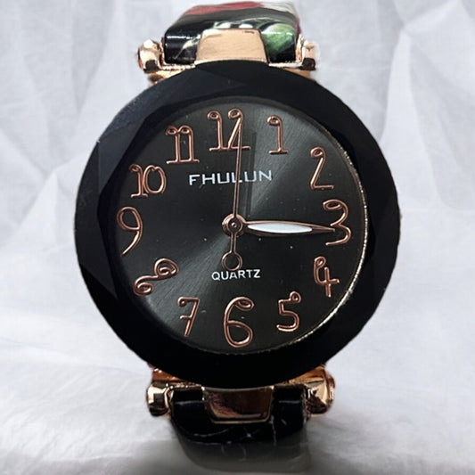 FHULUN Classic Analog Watch for Women Design #50